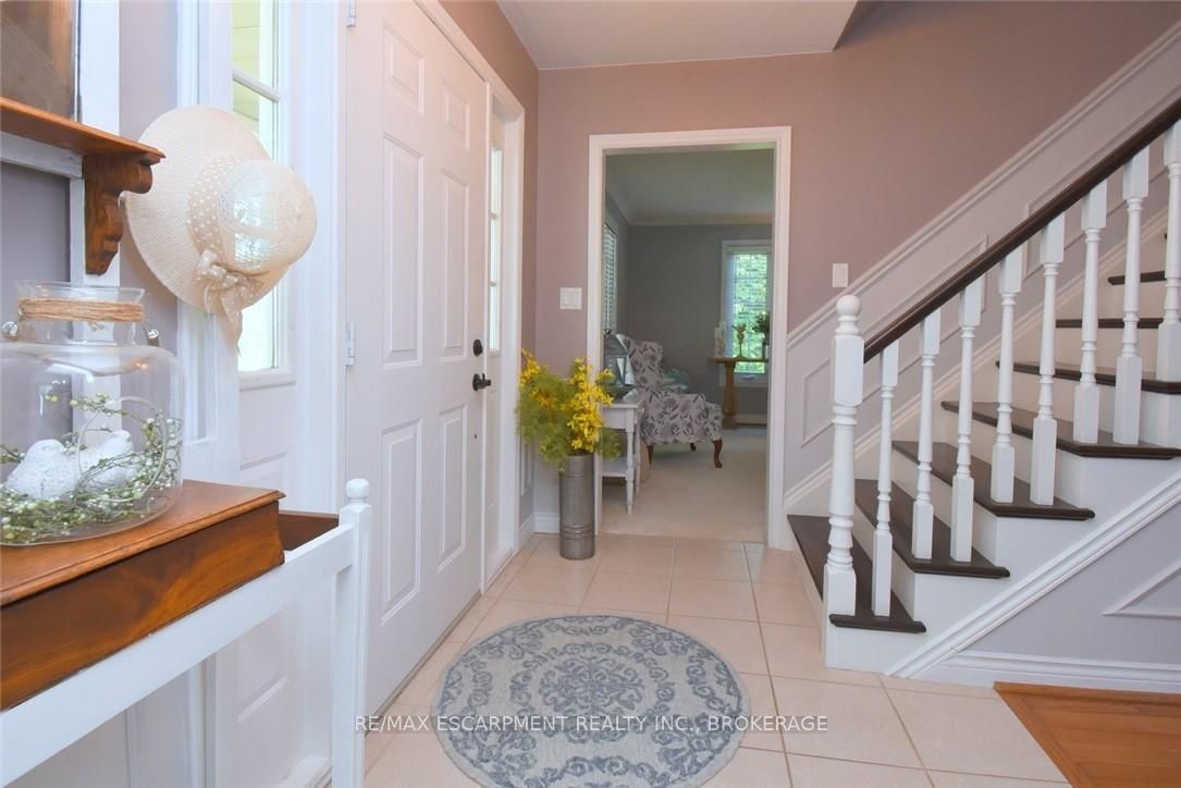 24 Shaw Street • Haldimand, ON photo 3