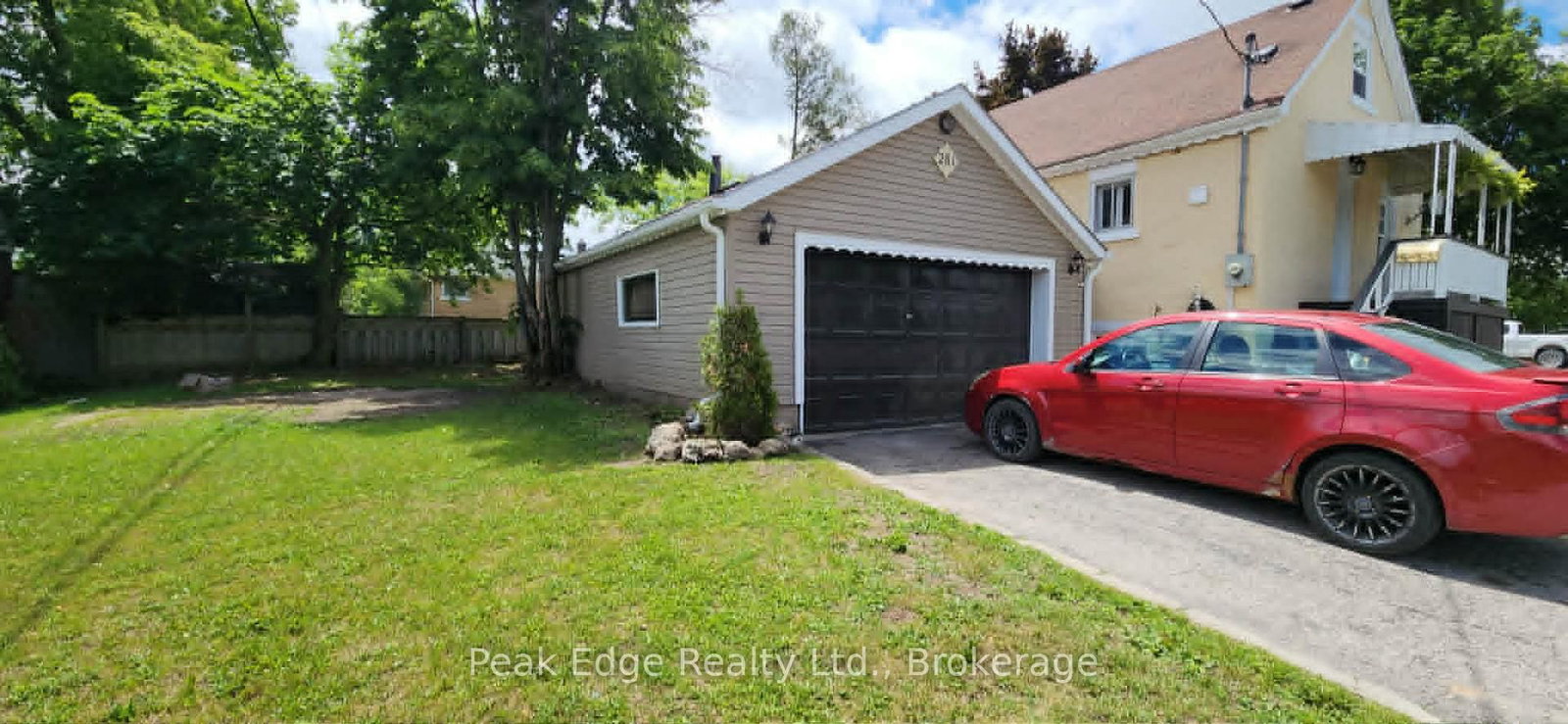 281 6th Street • Hanover, ON photo 28