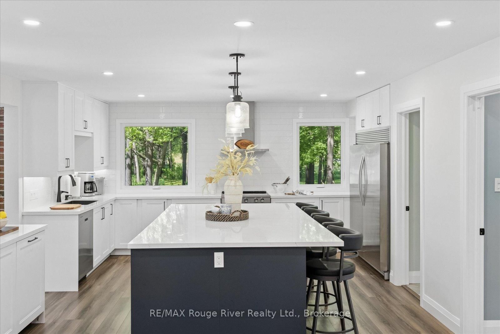 1004 Telecom Road • Kawartha Lakes, ON photo 9