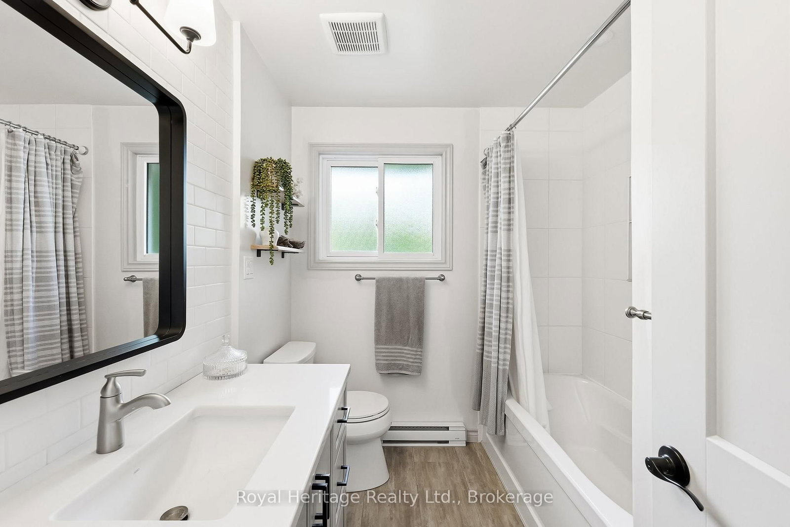 93 S Division Street • Brighton, ON photo 19