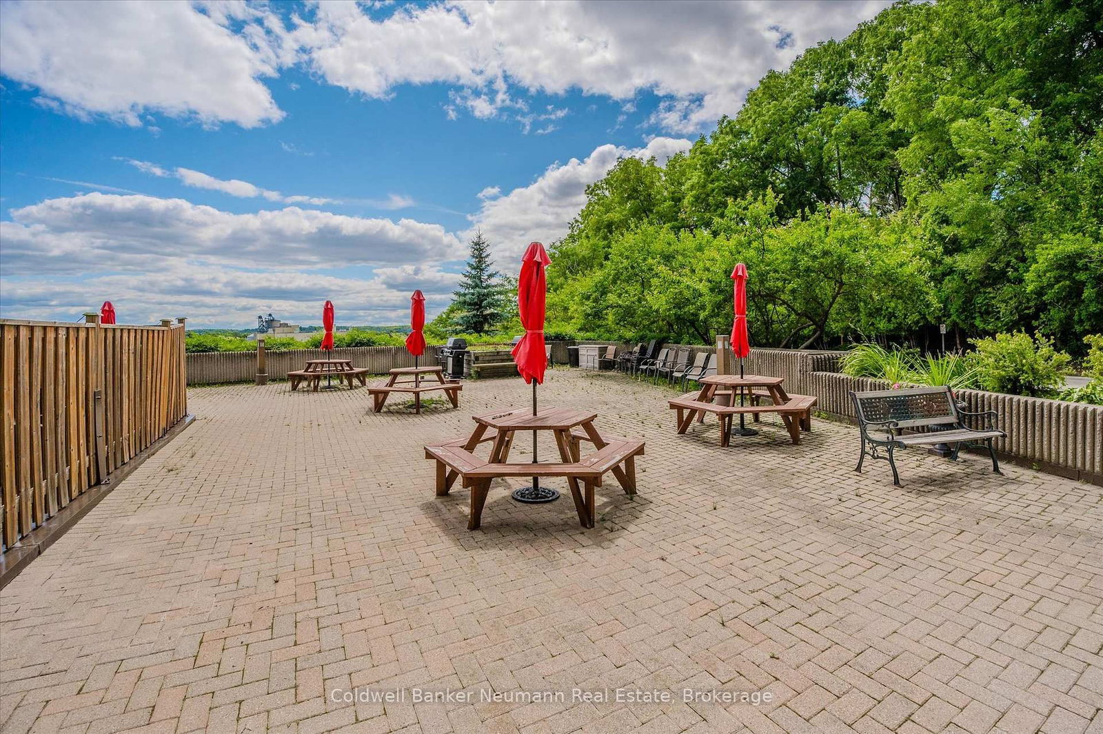 237 King Street W • #1106 • Cambridge, ON photo 32