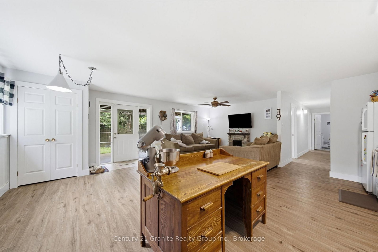 2427 North Shore Road • Algonquin Highlands, ON photo 10