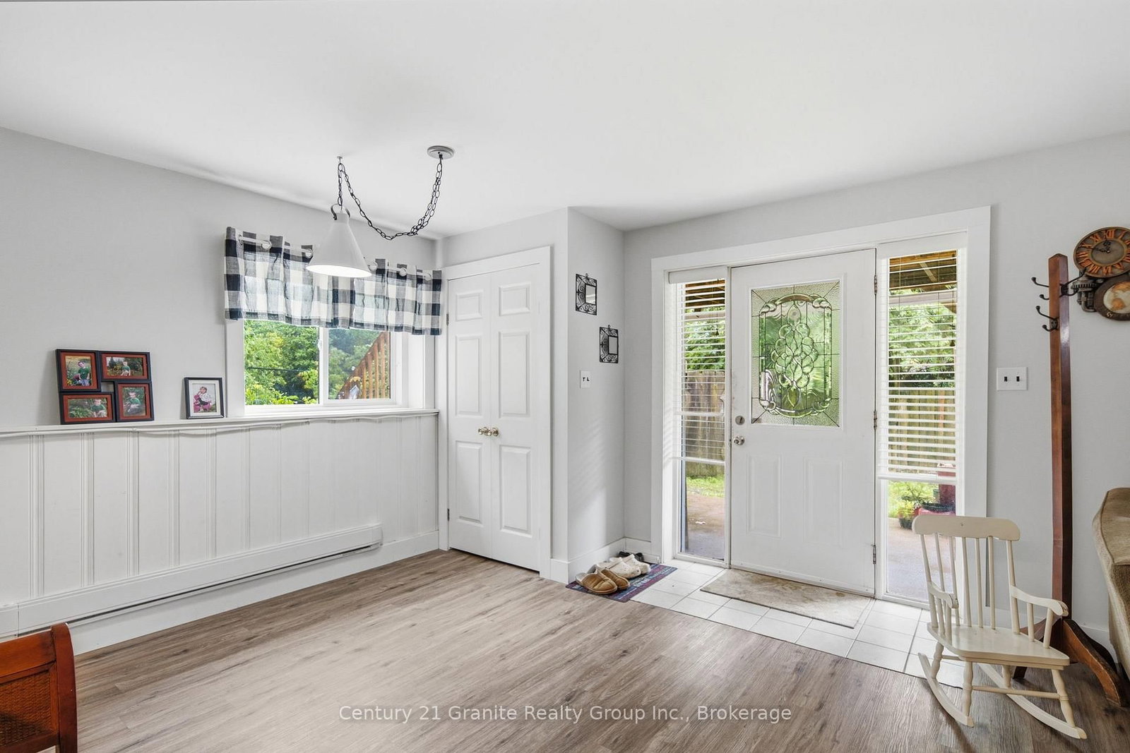 2427 North Shore Road • Algonquin Highlands, ON photo 6