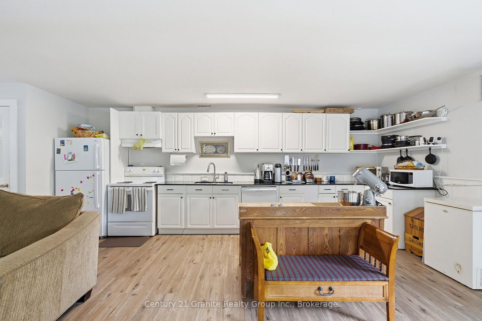 2427 North Shore Road • Algonquin Highlands, ON photo 7