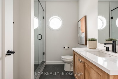 26 Harvest Drive • Niagara-on-the-Lake, ON photo 8