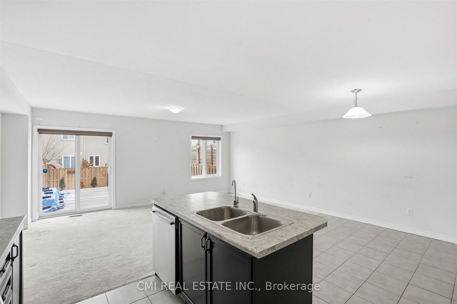 93 Penny Lane • Hamilton, ON photo 13
