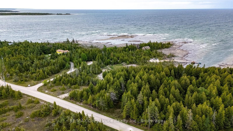 149 ROBERT ALLEN Drive