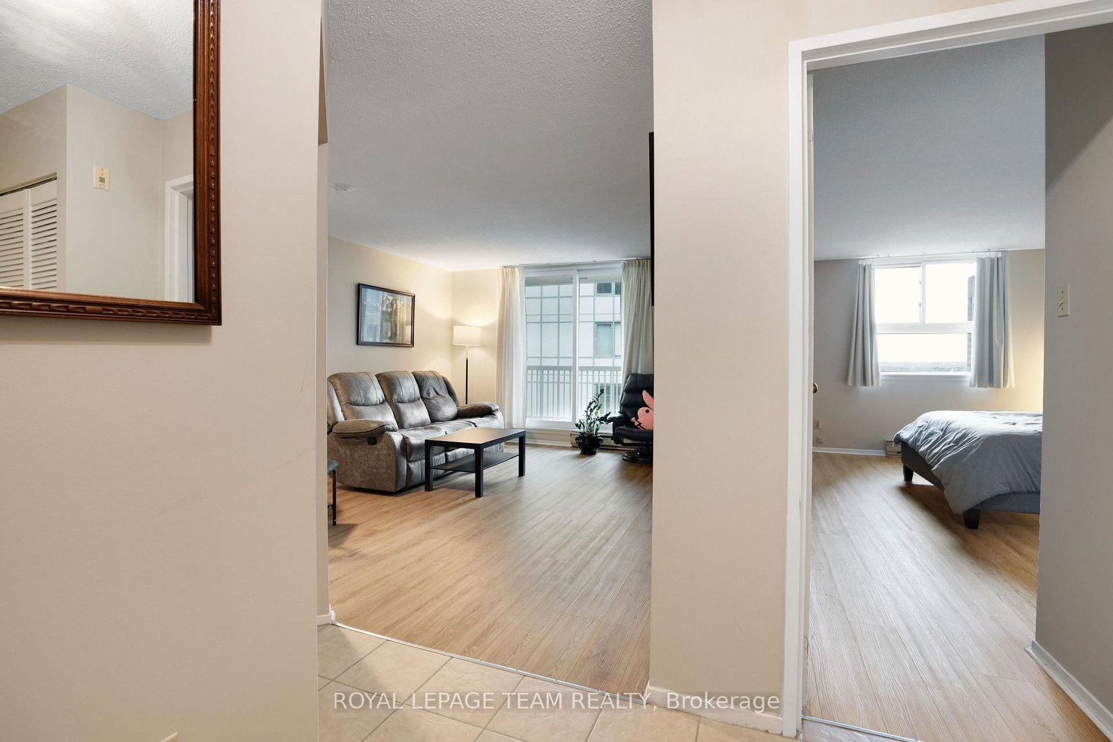 110 Forward Avenue • #904 • Ottawa, ON photo 10