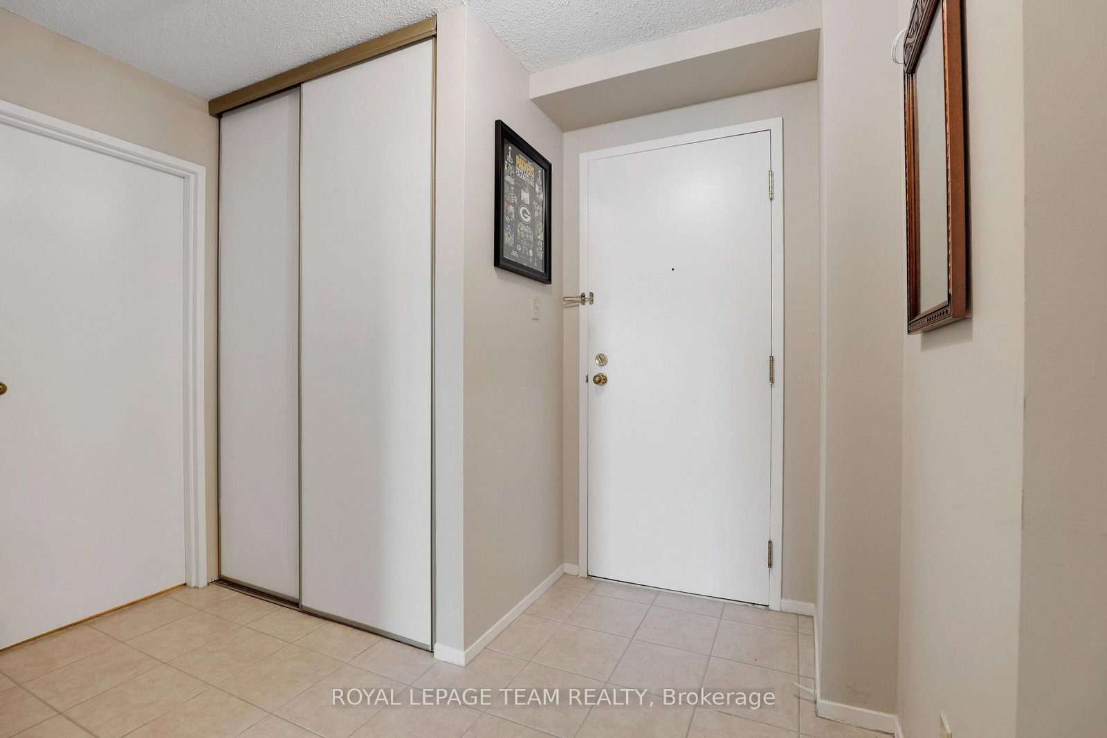 110 Forward Avenue • #904 • Ottawa, ON photo 11