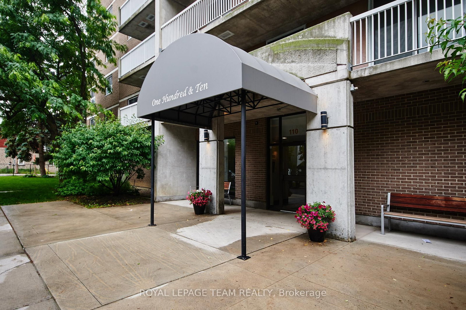 110 Forward Avenue • #904 • Ottawa, ON photo 4