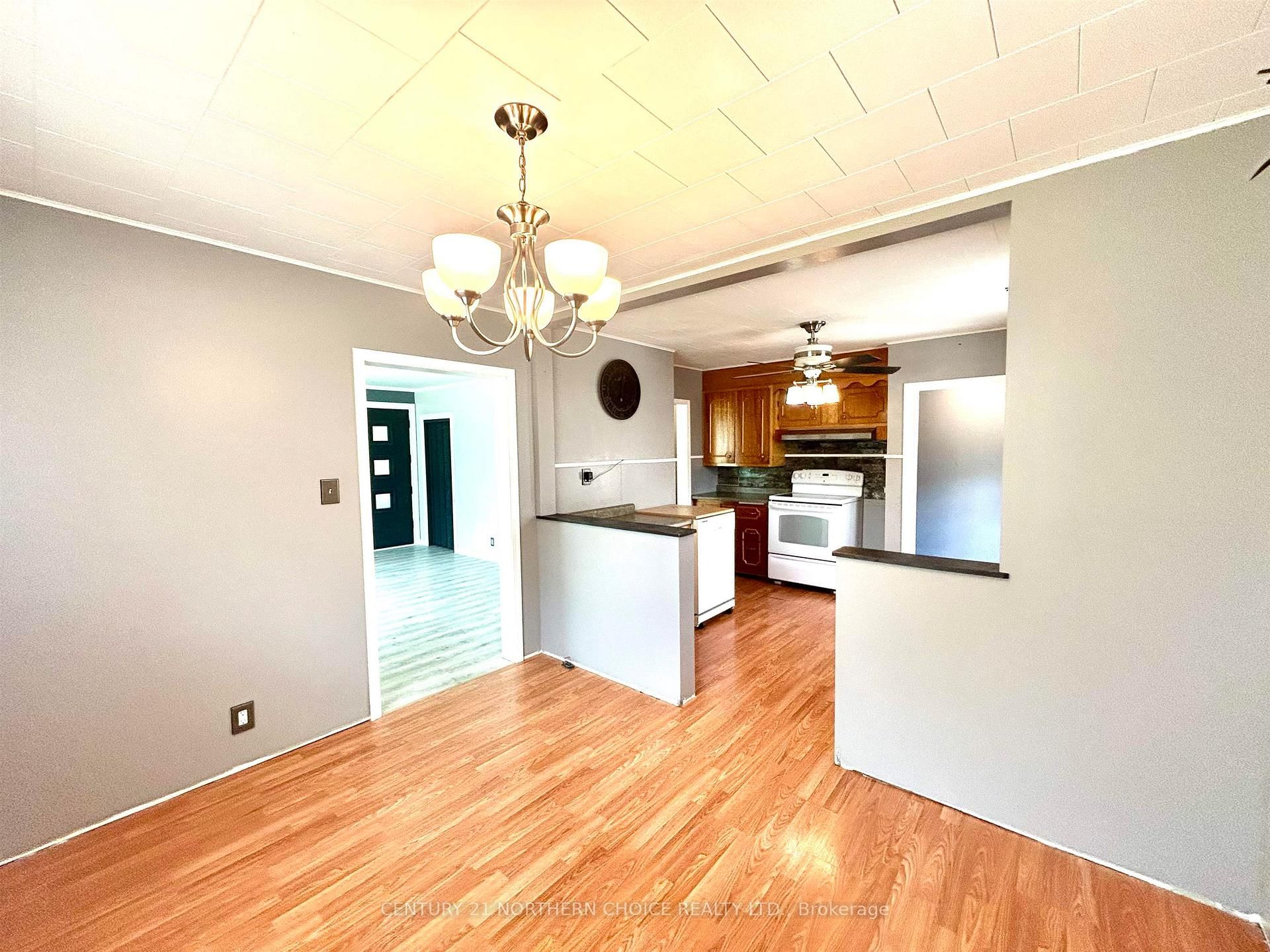 634 Riverview Drive