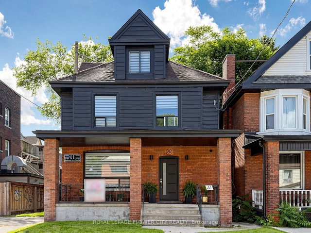 11 Holton Avenue N