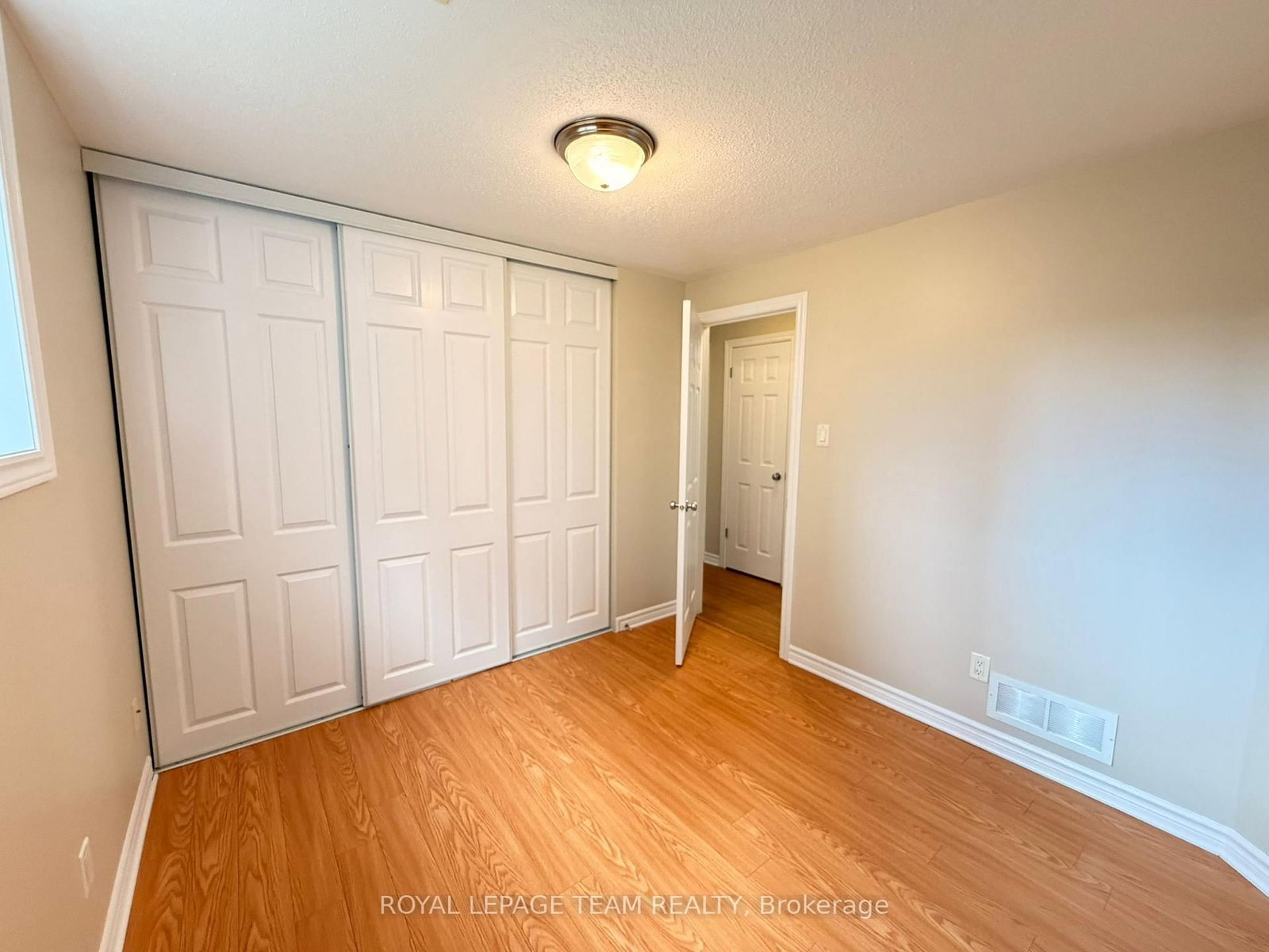 236 Paseo Private • #2 • Ottawa, ON photo 21
