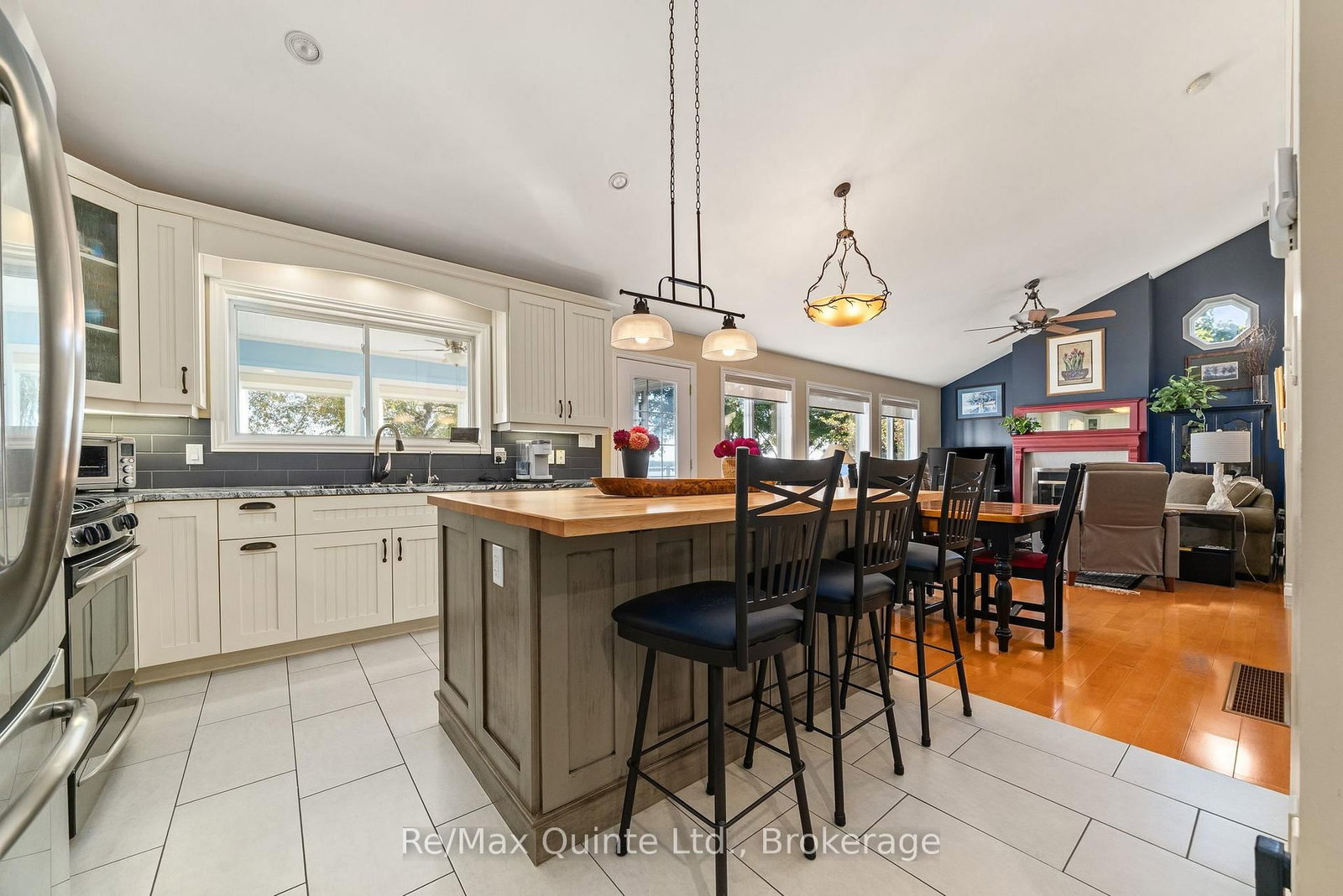 524 Island Road • Prince Edward County, ON photo 14