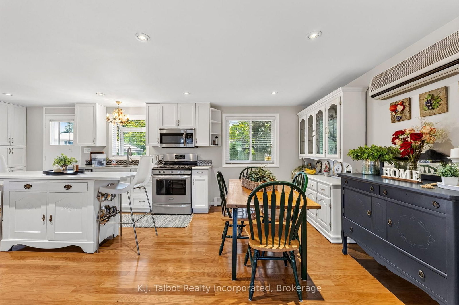 232 Picton Street W • Goderich, ON photo 18