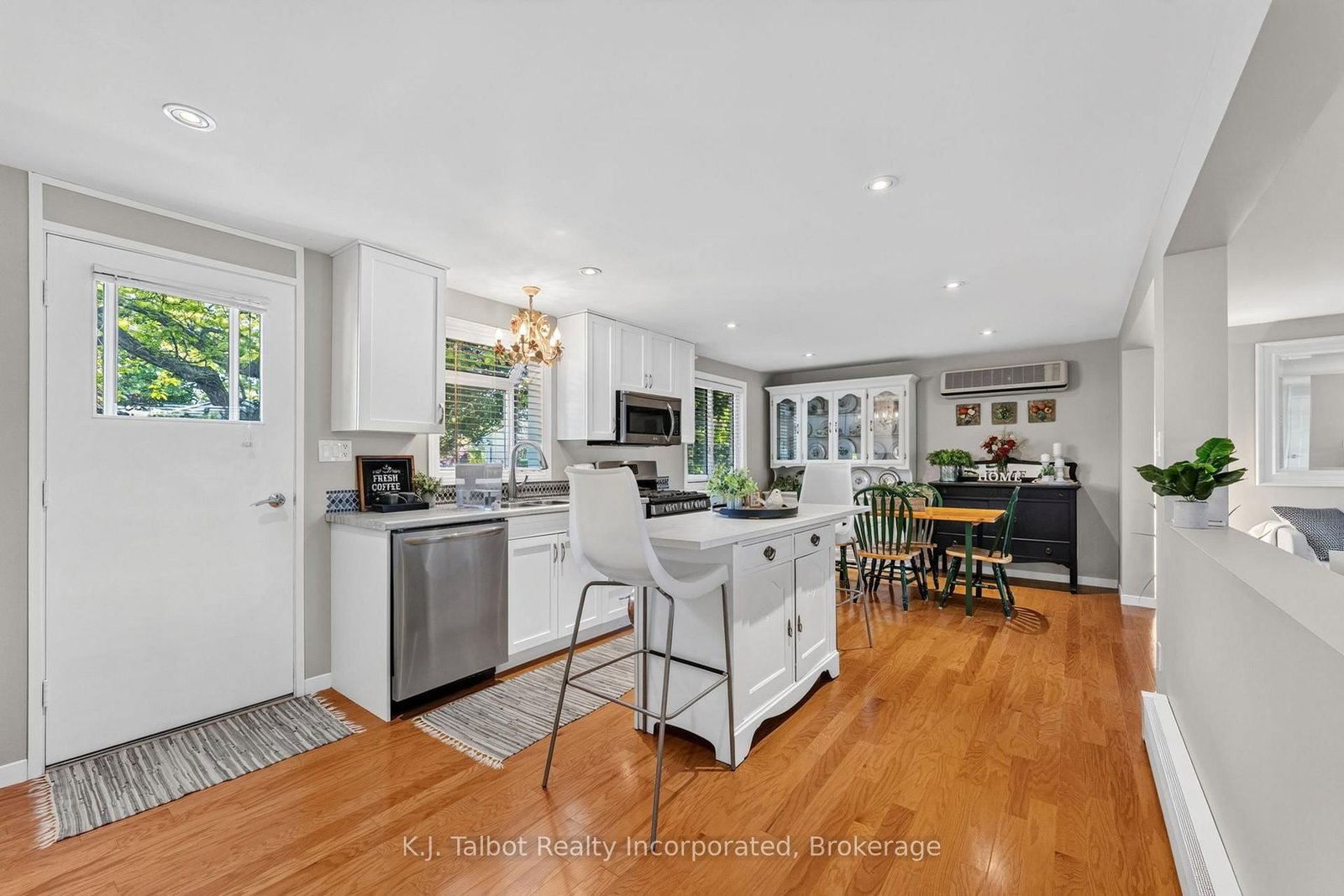 232 Picton Street W • Goderich, ON photo 21