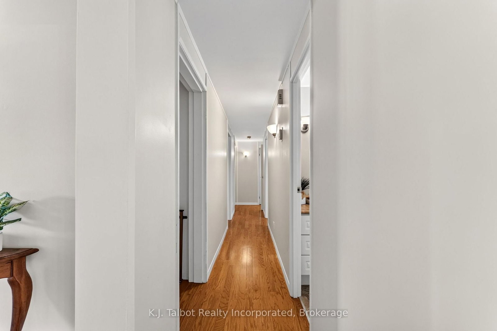 232 Picton Street W • Goderich, ON photo 22