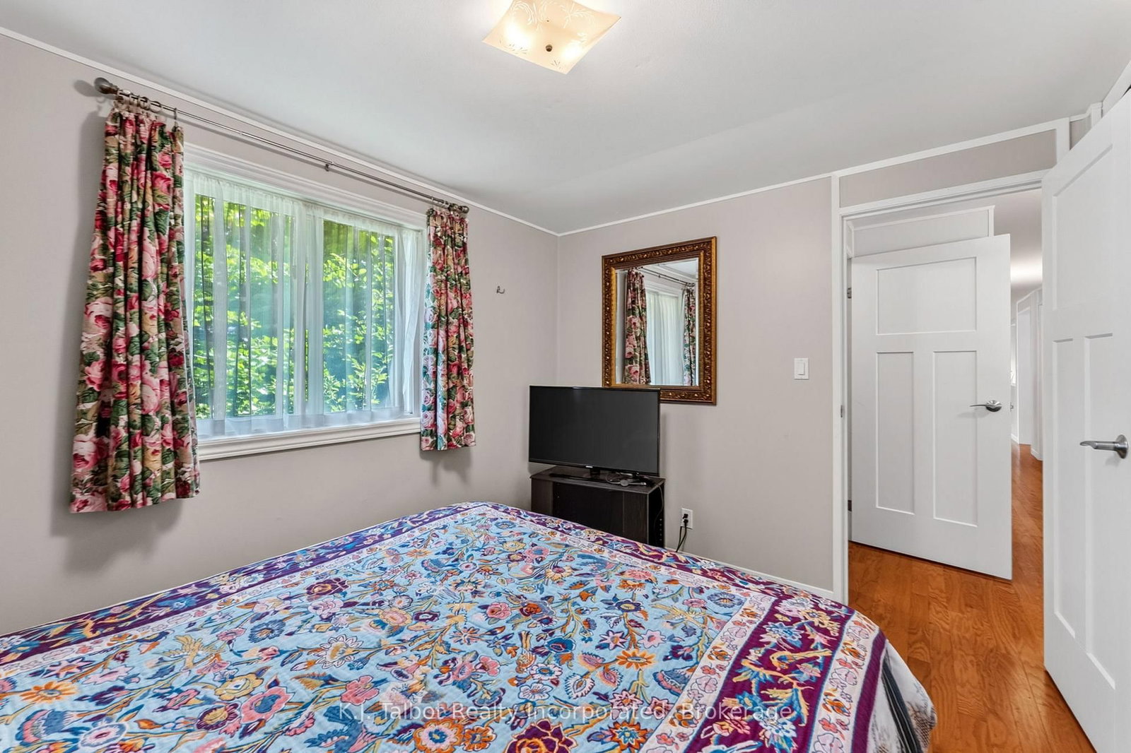 232 Picton Street W • Goderich, ON photo 31