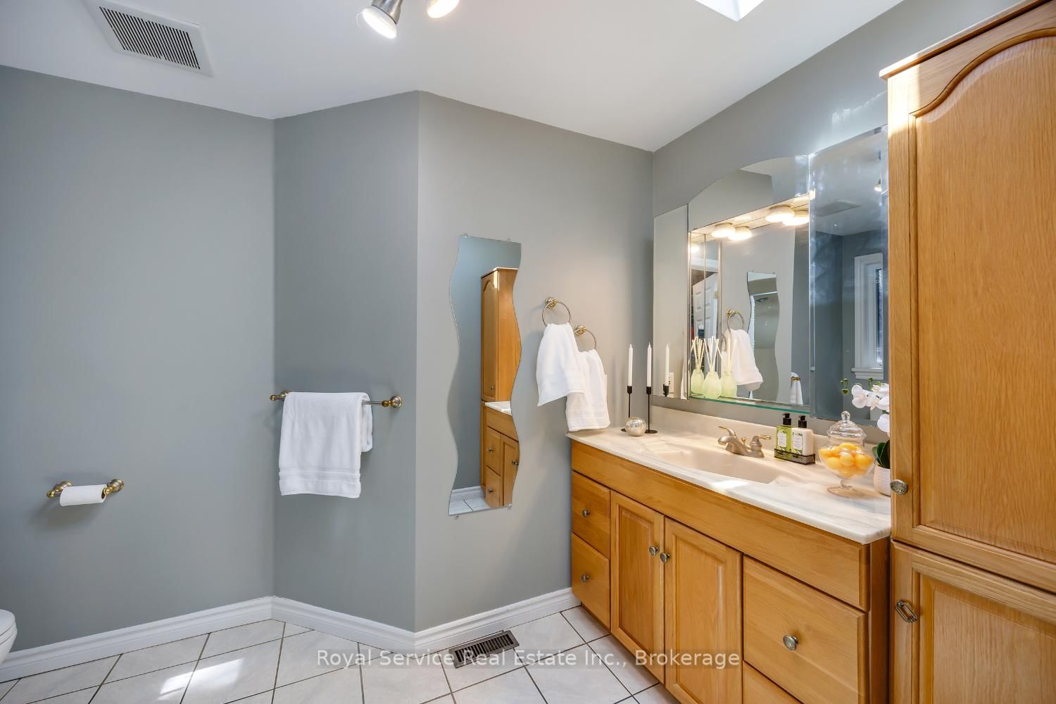 2311 Division Street N • Hamilton Township, ON photo 22