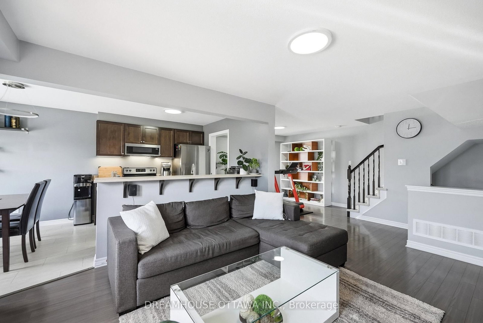 124 Pennant Avenue • Ottawa, ON photo 16