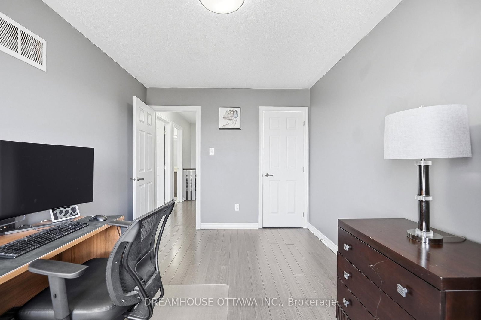 124 Pennant Avenue • Ottawa, ON photo 30