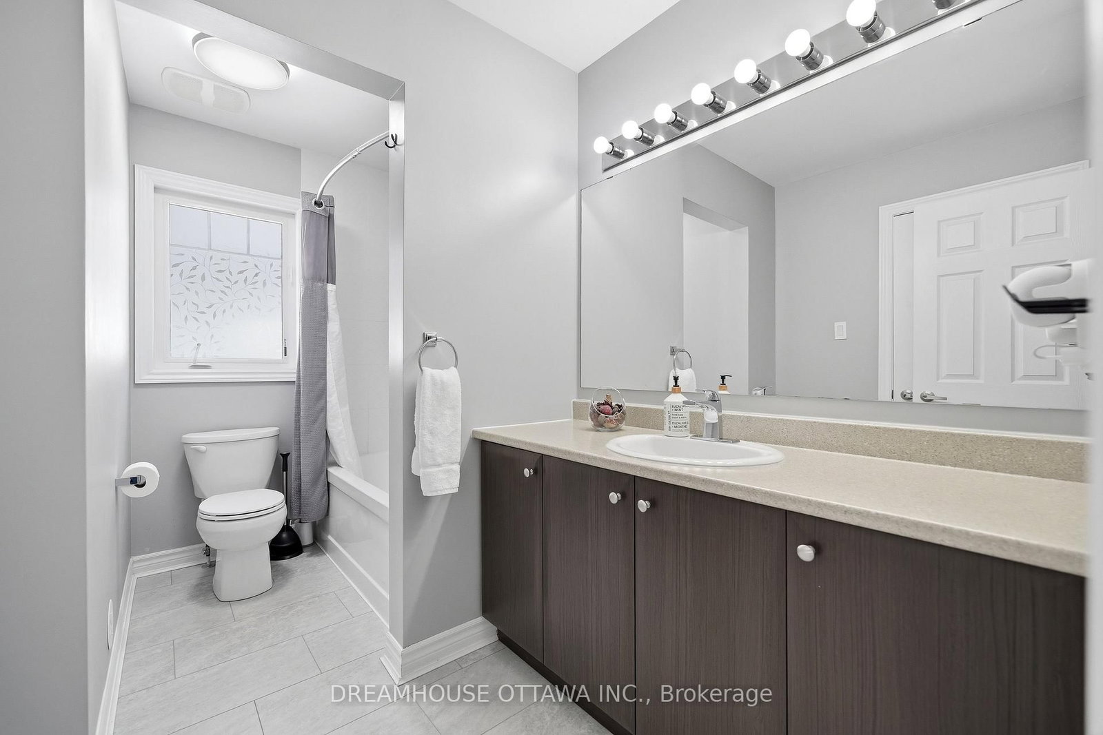 124 Pennant Avenue • Ottawa, ON photo 31