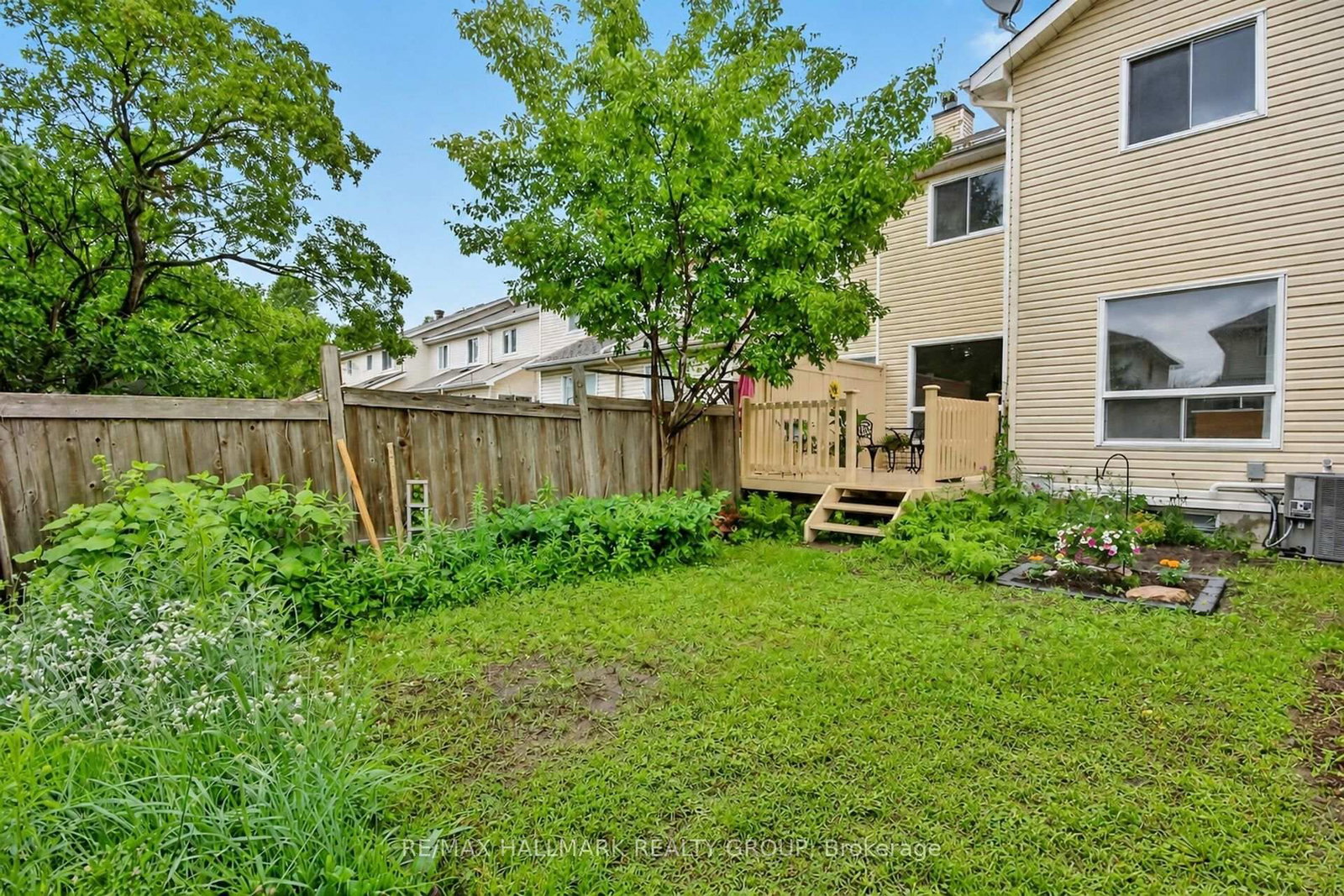 66 Woodgate Way • Ottawa, ON photo 44