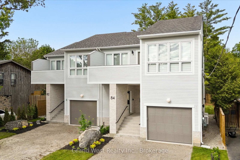 home for sale on 84 Chalmers Street N