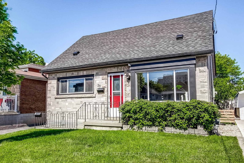 28 Delena Avenue S