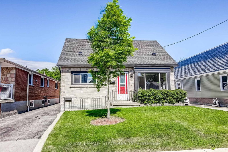 28 Delena Avenue S