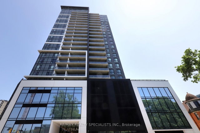 1101 - 15 Queen Street S