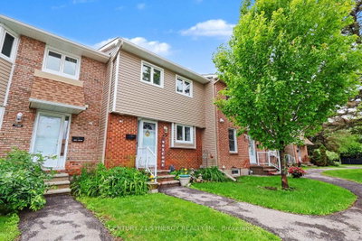 Unit C — 1718 Lamoureux Drive — photo 2