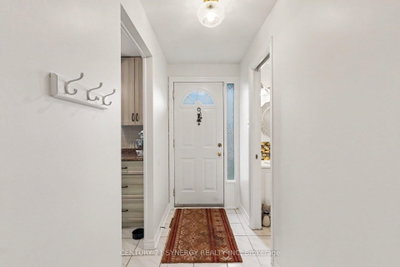 Unit C — 1718 Lamoureux Drive — photo 4