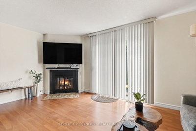 Unit C — 1718 Lamoureux Drive — more photos