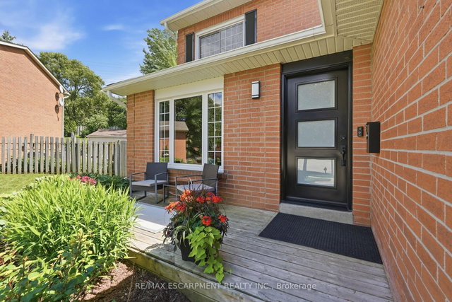 53 Glaceport Avenue