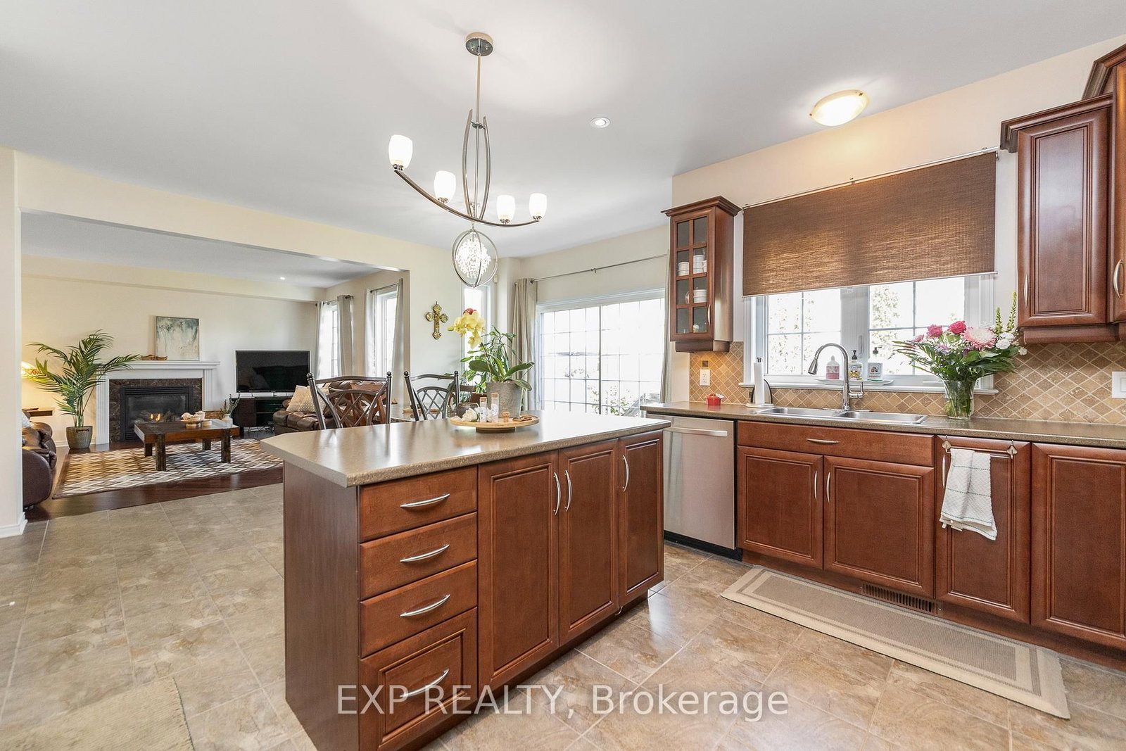 167 Chenoa Way • Ottawa, ON photo 21