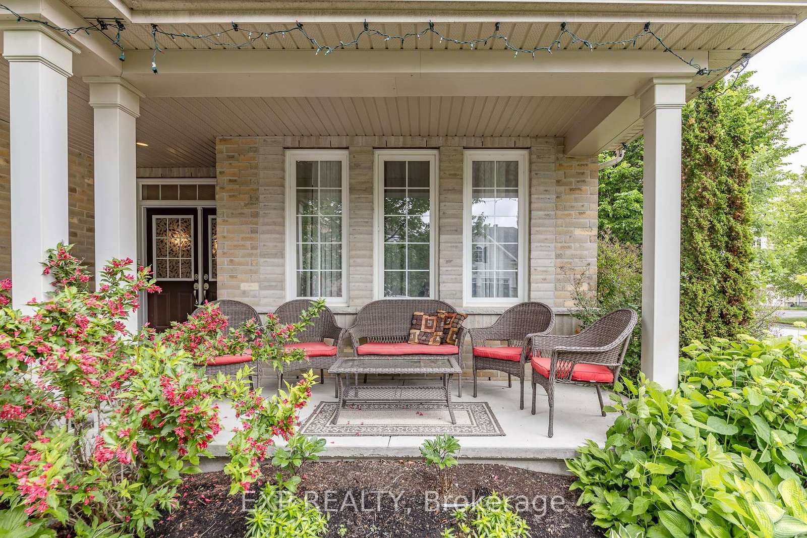 167 Chenoa Way • Ottawa, ON photo 3
