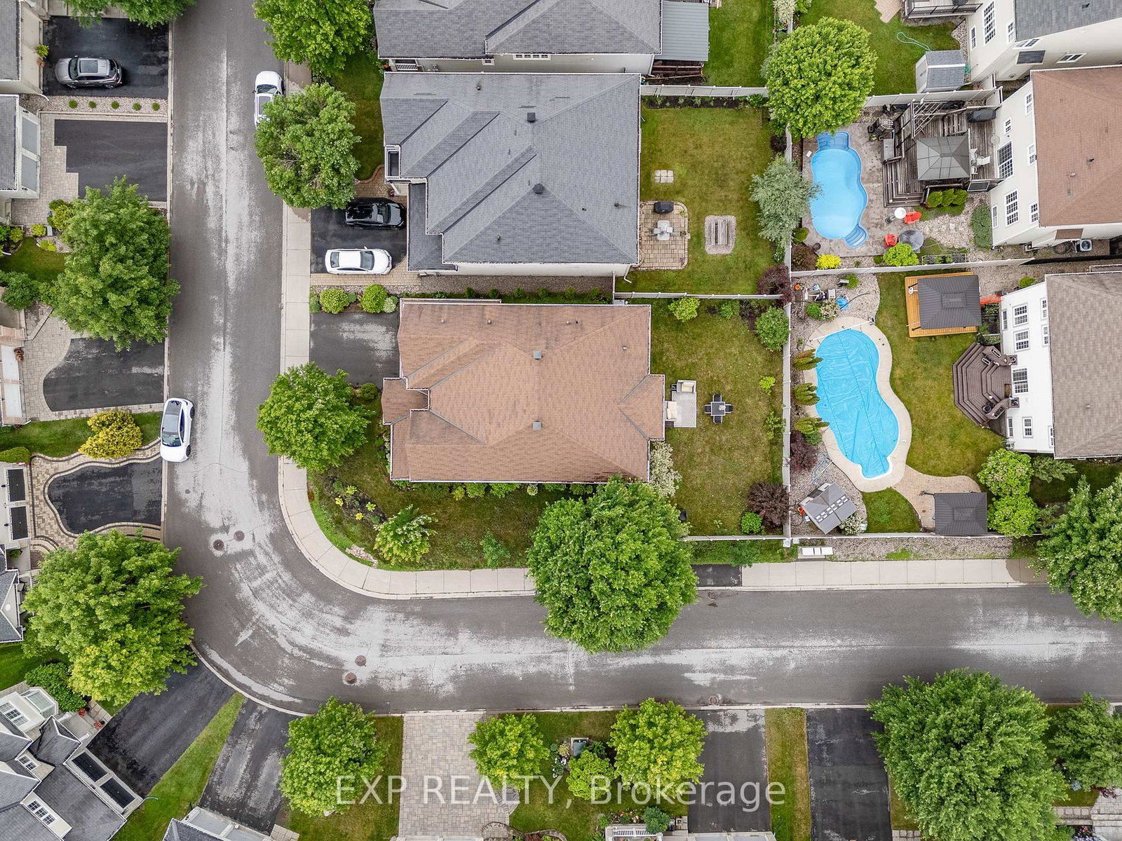 167 Chenoa Way • Ottawa, ON photo 42