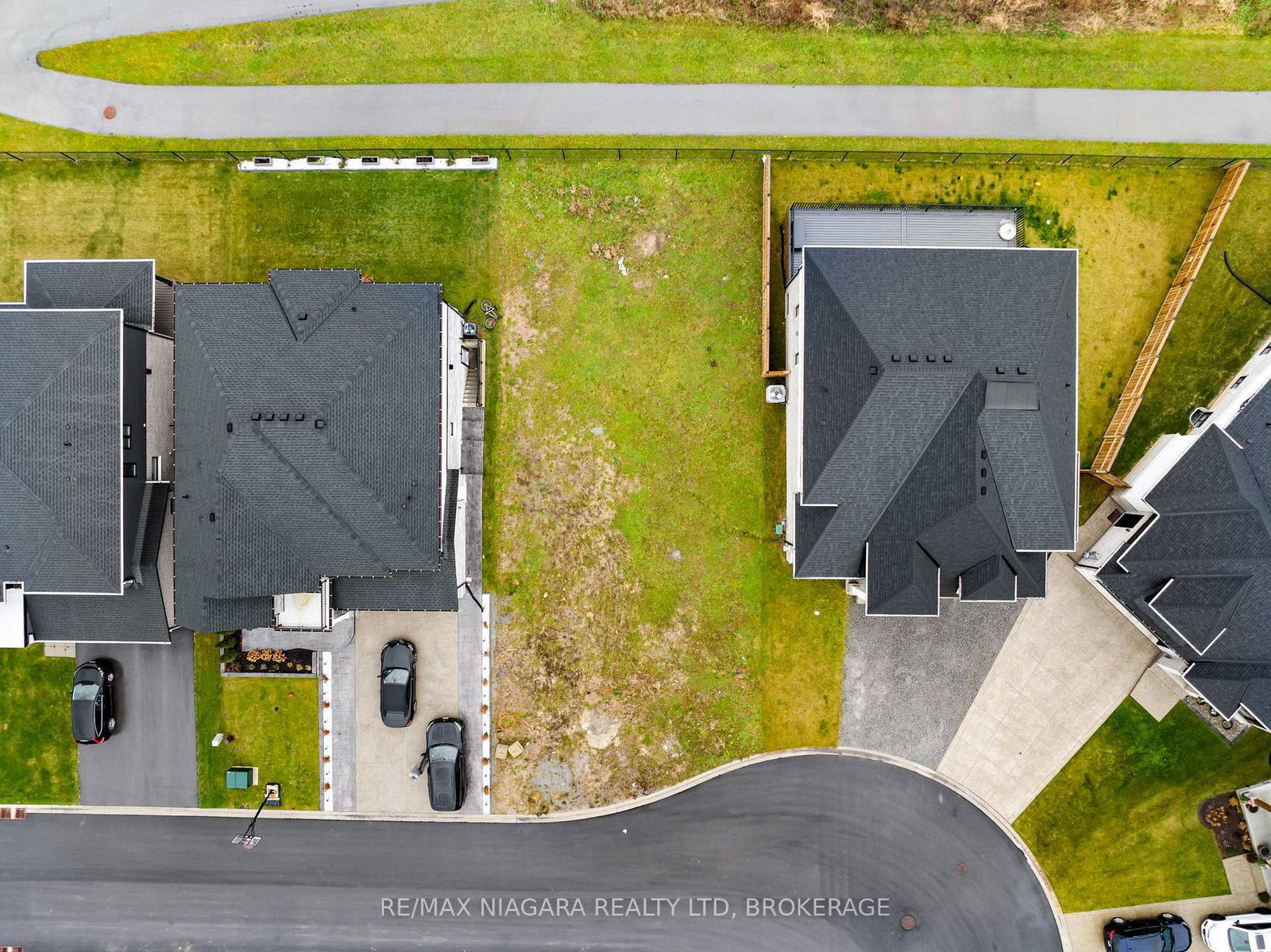 7521 Sherrilee Crescent • Niagara Falls, ON photo 6