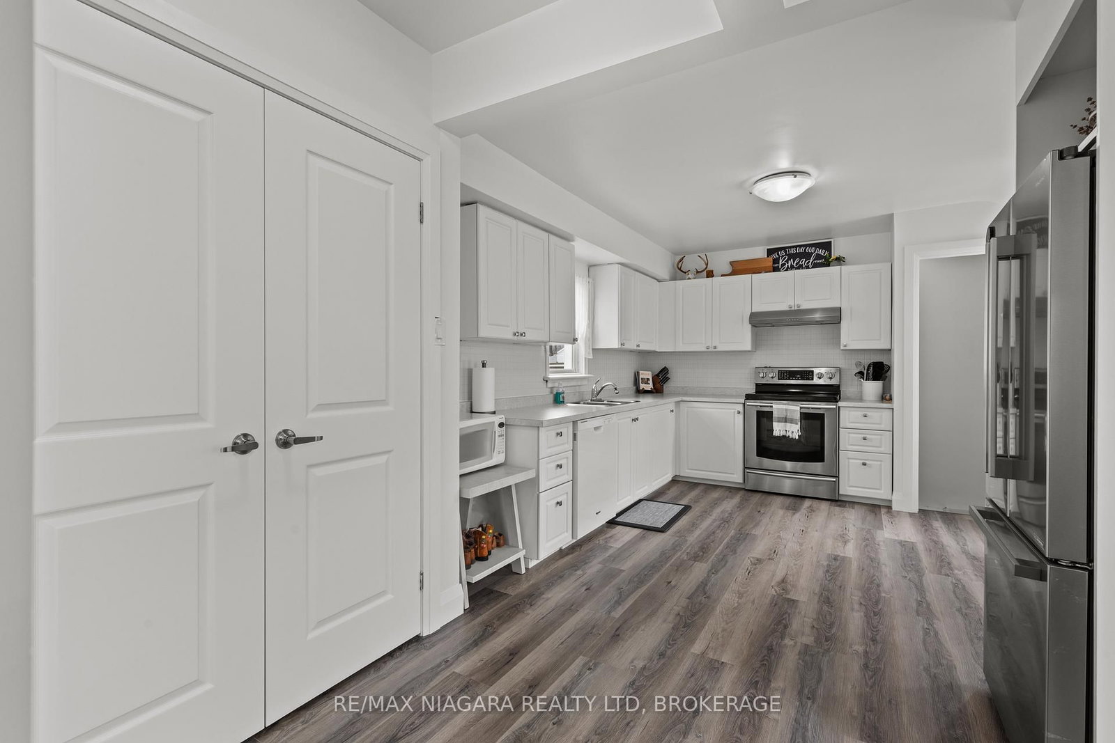 47 SULLIVAN Avenue • Thorold, ON photo 14