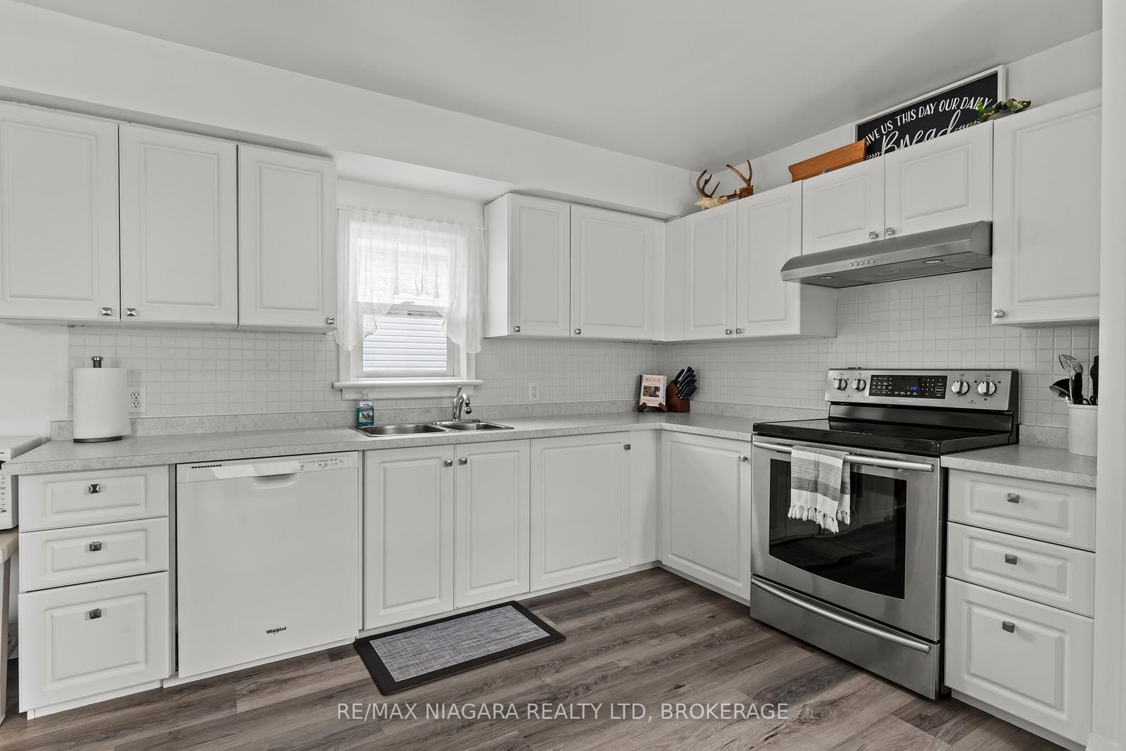 47 SULLIVAN Avenue • Thorold, ON photo 16