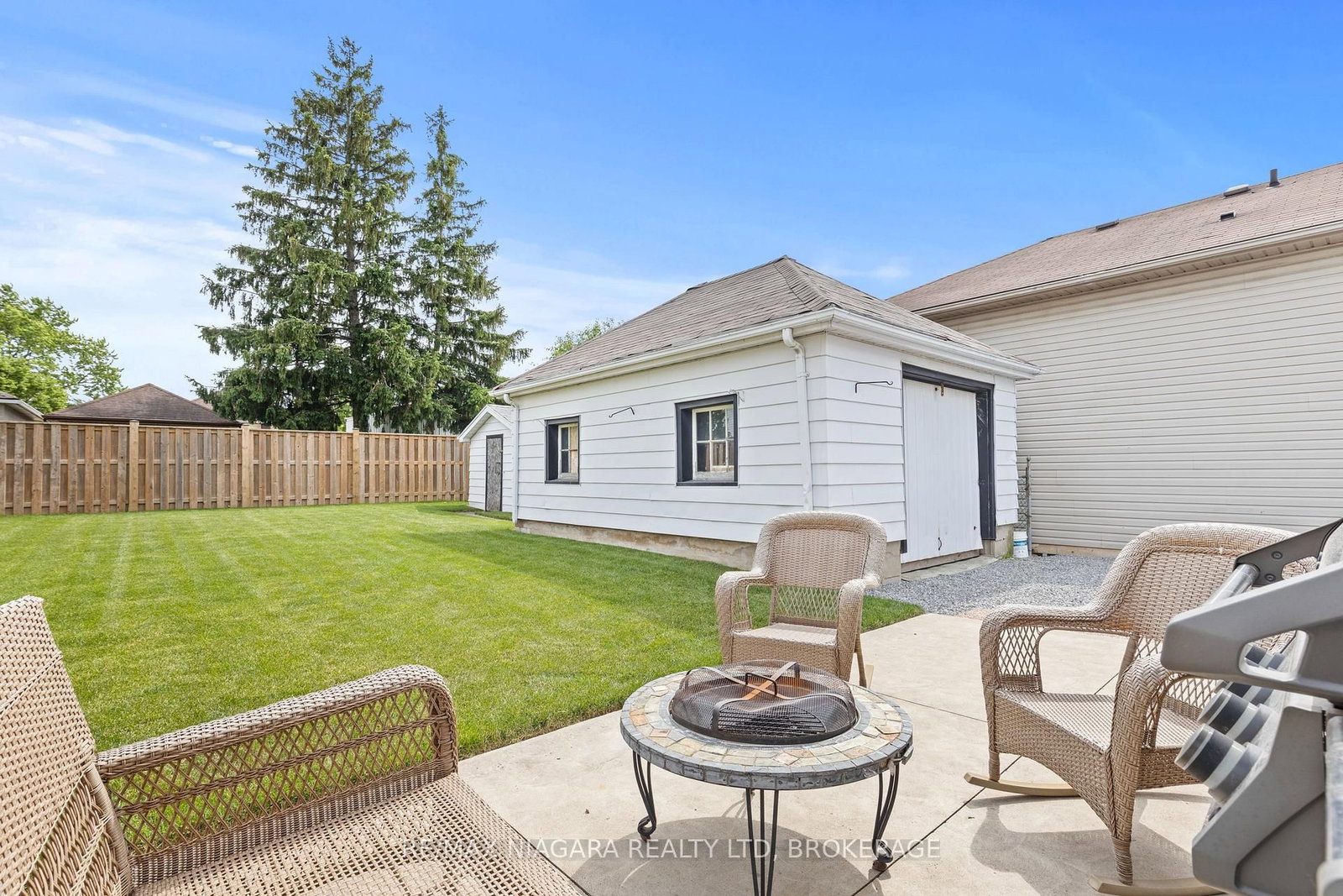 47 SULLIVAN Avenue • Thorold, ON photo 4