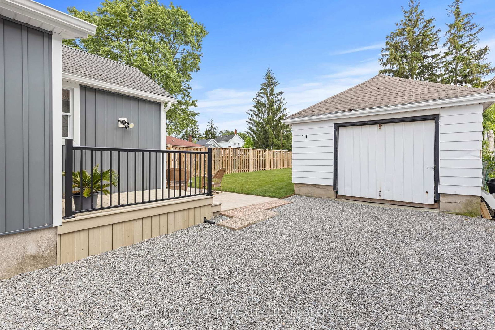 47 SULLIVAN Avenue • Thorold, ON photo 6