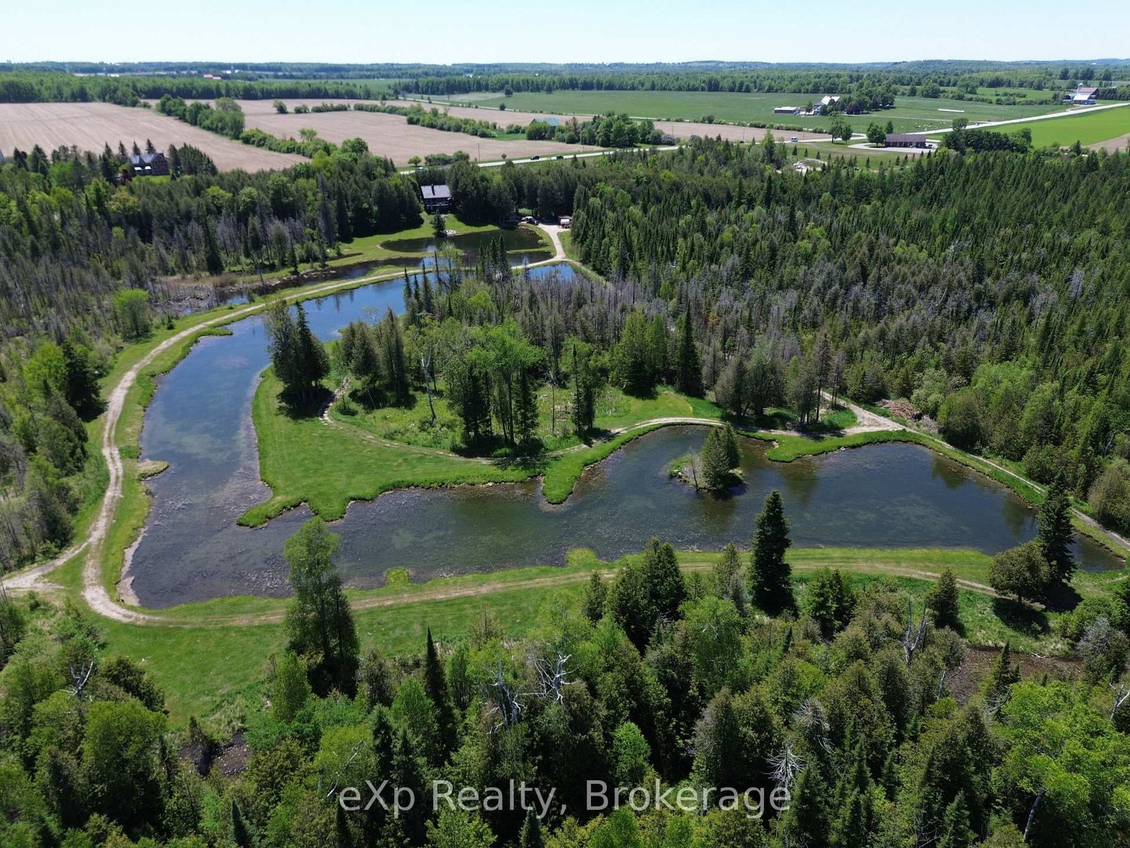 407047 Grey 4 Road • Grey Highlands, ON photo 2
