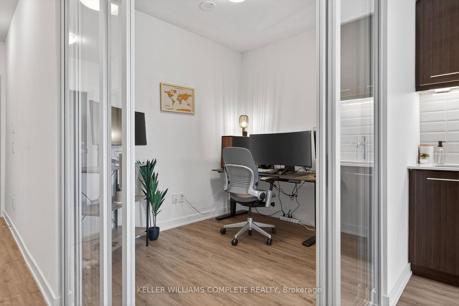 385 Winston Road • #Unit 501 • Grimsby, ON photo 11