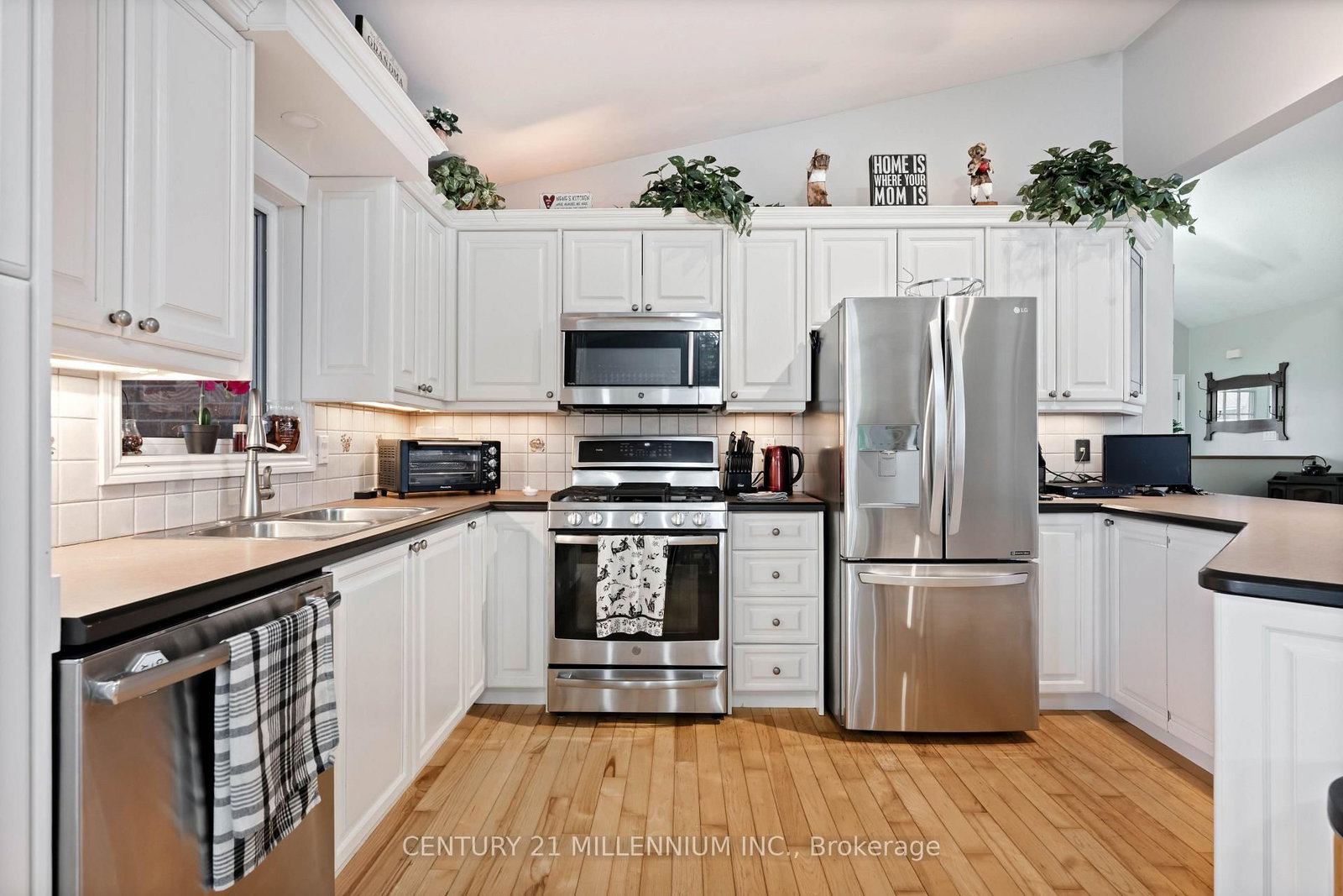395115 County Road 12 Road • Amaranth, ON photo 15