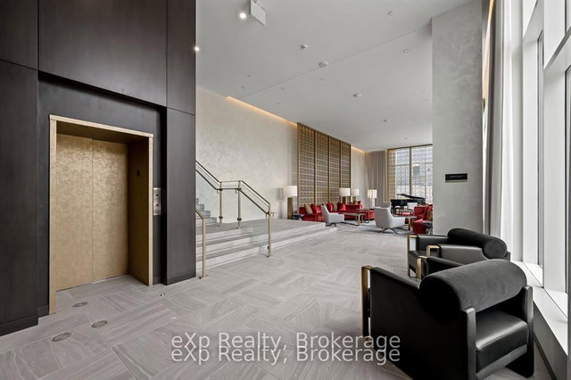 606 - 93 Arthur Street S