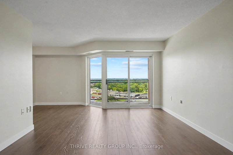 1403 - 860 Commissioners Road E
