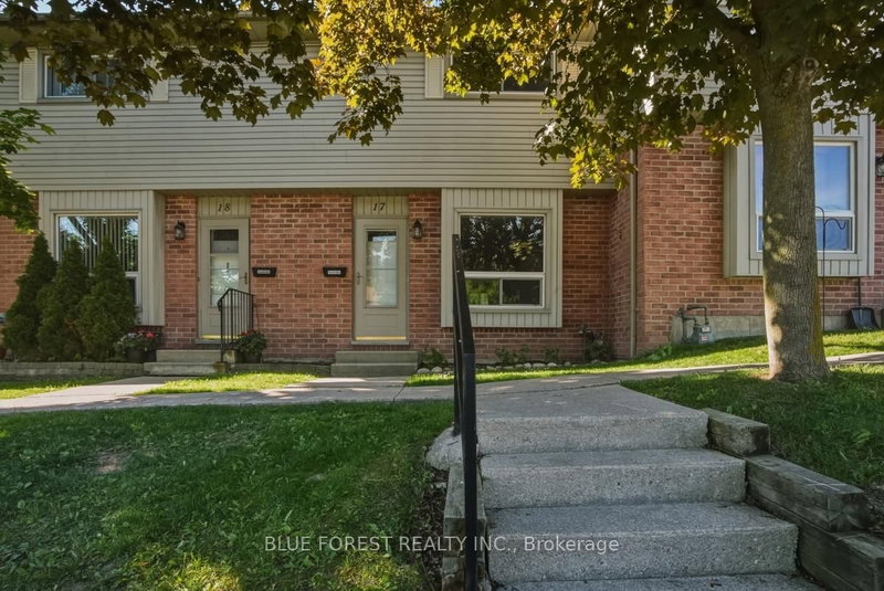 home for sale on 17-226 Highview Avenue W