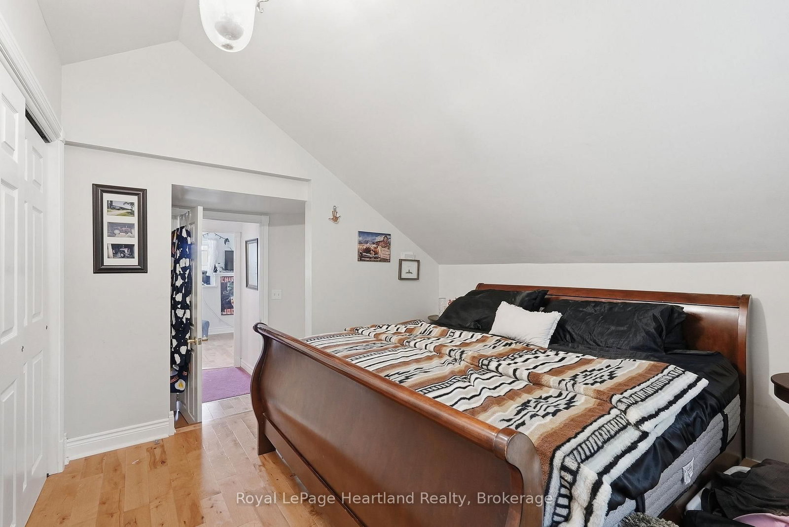 482 CONCESSION 8 • Brockton, ON photo 25